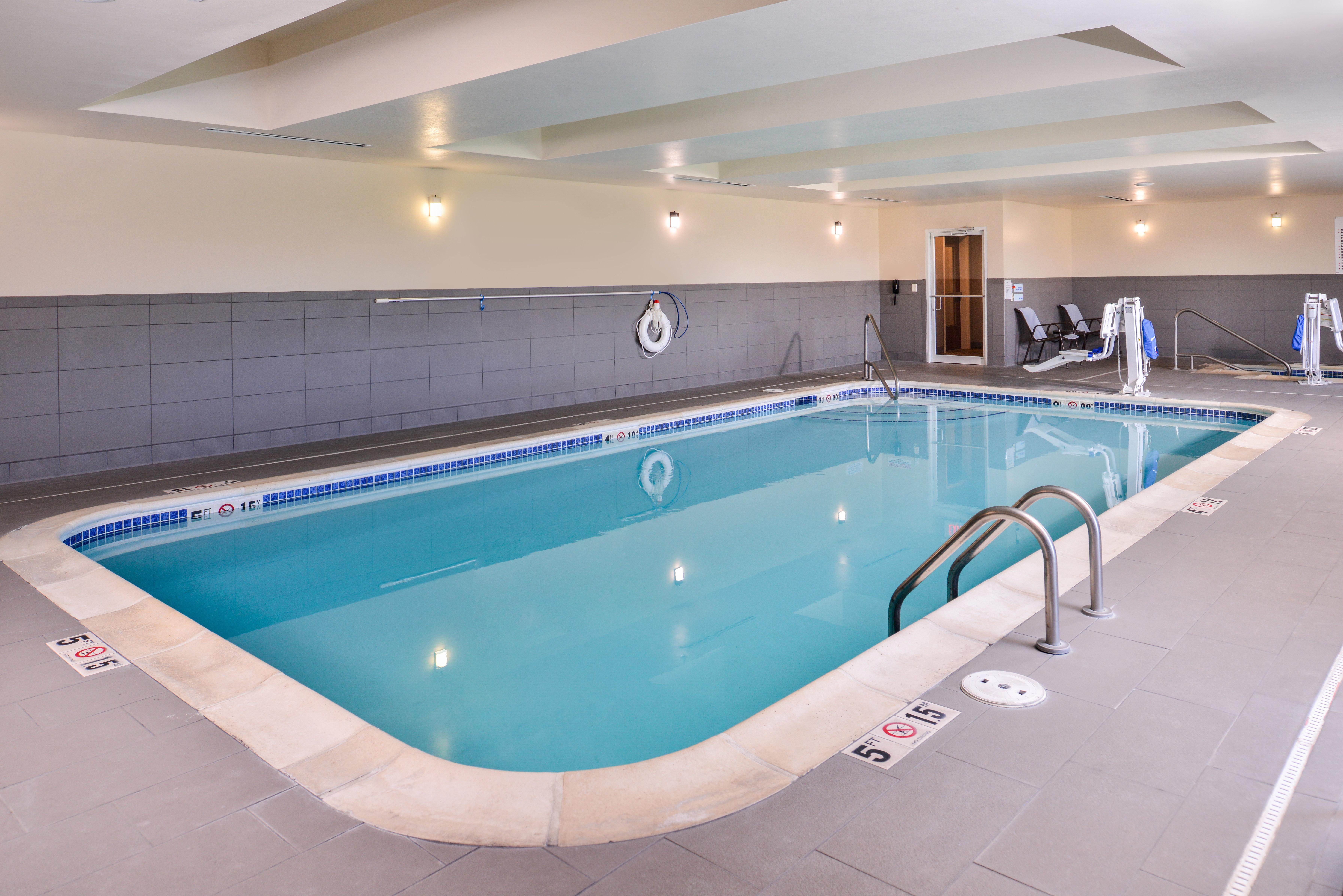Holiday Inn Express Hotel & Suites York By Ihg Extérieur photo